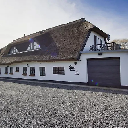 Nah Am Meer, Ruhige Lage, Gratis Nutzung Vom Ahoi Erlebnisbad Und Sauna In Sellin - Haus Buednerstube 2 Appartamento