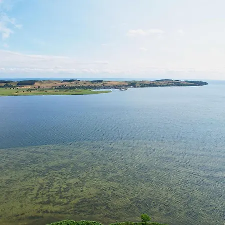 Nah Am Meer, Ruhige Lage, Gratis Nutzung Vom Ahoi Erlebnisbad Und Sauna In Sellin - Haus Buednerstube 2