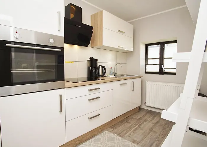 Apartmán Nah Am Meer, Ruhige Lage, Gratis Nutzung Vom Ahoi Erlebnisbad Und Sauna In Sellin - Haus Buednerstube 2