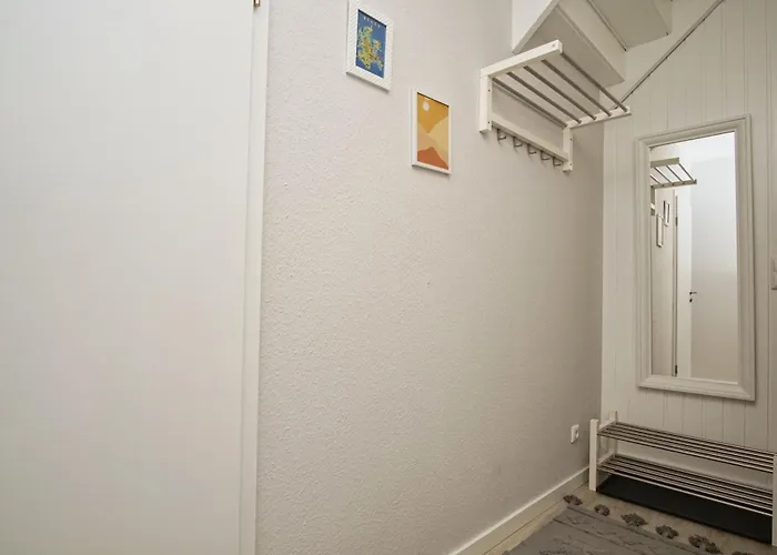 Apartmán Nah Am Meer, Ruhige Lage, Gratis Nutzung Vom Ahoi Erlebnisbad Und Sauna In Sellin - Haus Buednerstube 2 *